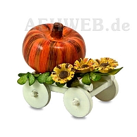 Carriage with pumpkin