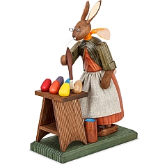 Easter Hare Grandma with small eggs